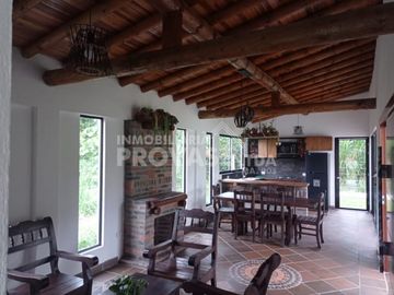 CASA CAMPESTRE en VENTA en Chinácota El Alto