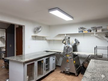 Villa parque central, Quilicura. Casa en Venta. 4D-2B