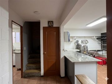 Villa parque central, Quilicura. Casa en Venta. 4D-2B