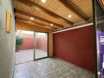 Villa parque central, Quilicura. Casa en Venta. 4D-2B