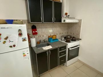 EXCELENTE OPORTUNIDAD VENTA DPTO 2 AMBIENTES.