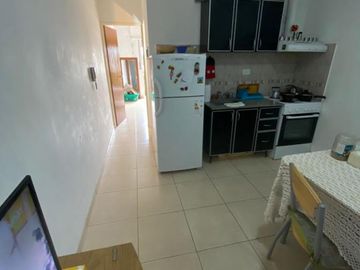 EXCELENTE OPORTUNIDAD VENTA DPTO 2 AMBIENTES.