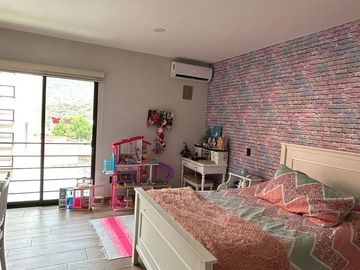 Casa en venta en Altozano El Nuevo, Querétaro