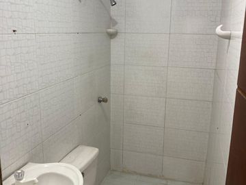 casa en venta en los robles. Cod V106693