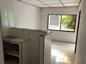 casa en venta en los robles. Cod V106693