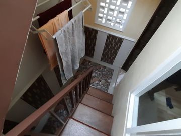 Rumah 3 Lantai Siap Huni