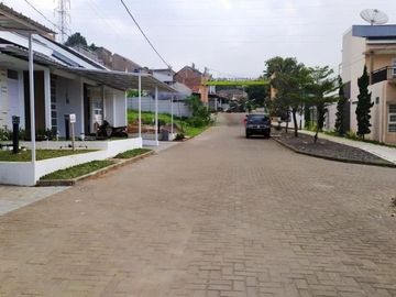 rumah ready stock di bandung utara sindanglaya jl arcamanik