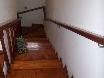Villa Tesei: Robusta propiedad. Ideal 2 familias.