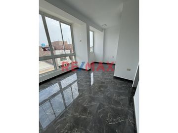 🏡 ¡El hogar que siempre soñaste en La Esperanza es una realidad!

✨ Vive en este moderno y funcional departamento ubicado en el tercer piso de la ca