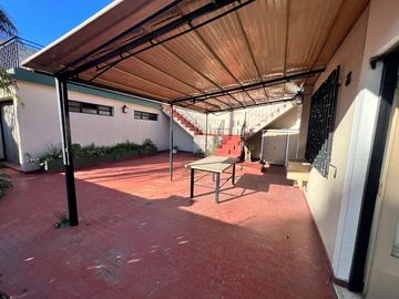 Casa en venta en Castelar Sur