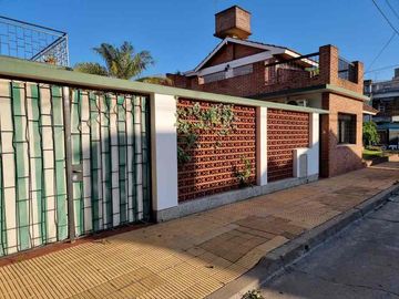 Casa en venta en Castelar Sur