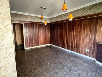 Casa en venta en Castelar Sur