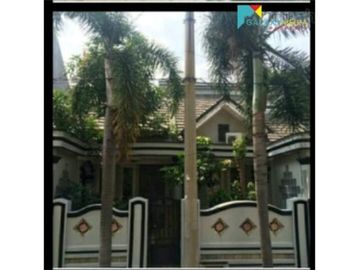Rumah Asri ,Luas ,Nyaman Mewah Di BSD Tangerang
