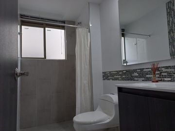 apartamento en venta en ricaurte. Cod V51856