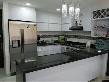 apartamento en venta en ricaurte. Cod V51856