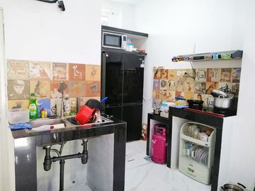 Rumah 2 lantai dalam Perumahan Tata Bumi jalan Godean Km 4