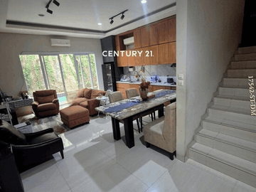 Dijual Rumah Dgn Private Pool Di Pondok Labu Jakarta Selatan