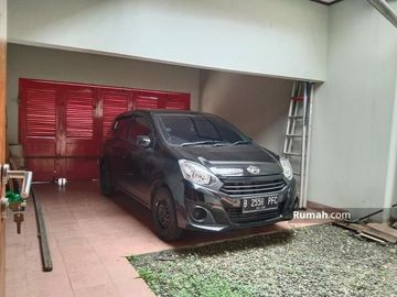 RUMAH ASRI SIAP HUNI BANGUNAN KOKOH STRATEGIS PONDOK KELAPA JAKARTA TIMUR