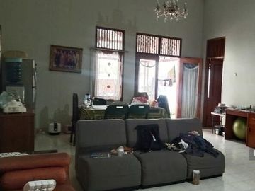 RUMAH ASRI SIAP HUNI BANGUNAN KOKOH STRATEGIS PONDOK KELAPA JAKARTA TIMUR