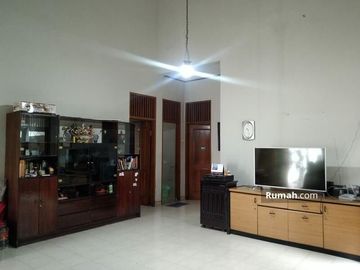RUMAH ASRI SIAP HUNI BANGUNAN KOKOH STRATEGIS PONDOK KELAPA JAKARTA TIMUR