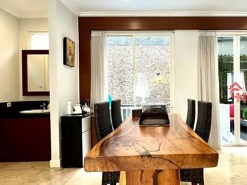 DIJUAL RUMAH TOWN HOUSE (Siap Huni/Fully Furnish)BARU RENOVASI DI BELAKANG CITOS JAKARTA SELATAN
