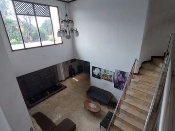Rumah 2 lantai ngantong voud di jatipadang pasar minggu