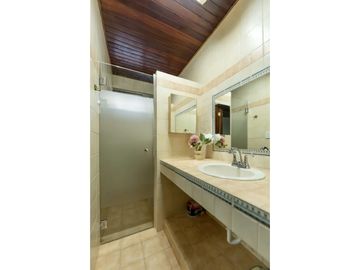 SE VENDE CASA FRENTE A LA PLAYA EN FARALLON $1,100,000