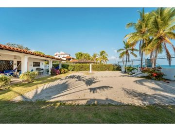 SE VENDE CASA FRENTE A LA PLAYA EN FARALLON $1,100,000