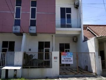 Rumah Purimas cluster Gianyar, Semi furnish