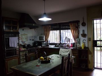 Casa en venta en Haedo Norte