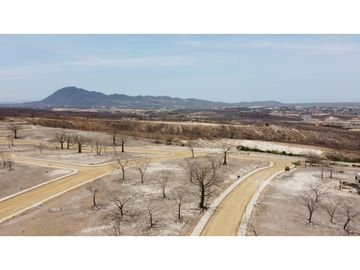 Venta de terrenos en Costa del Este Urb. Club & Resort Manta-Jaramijo.