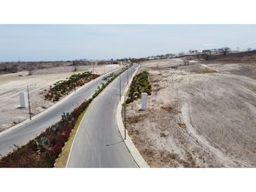 Venta de terrenos en Costa del Este Urb. Club & Resort Manta-Jaramijo.