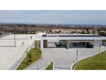 Venta de terrenos en Costa del Este Urb. Club & Resort Manta-Jaramijo.