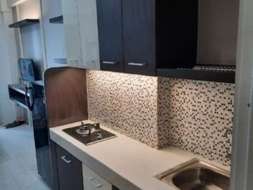 Apt. Puncak Dharmahusada Full furnish baru gress View city