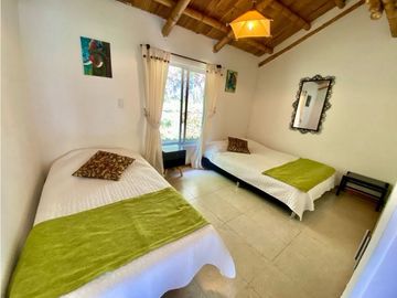 SE VENDE HOTEL CAMPESTRE A 5 MINUTOS DEL AEROPUERTO VA CALI