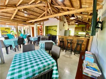 SE VENDE HOTEL CAMPESTRE A 5 MINUTOS DEL AEROPUERTO VA CALI