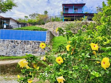 SE VENDE HOTEL CAMPESTRE A 5 MINUTOS DEL AEROPUERTO VA CALI