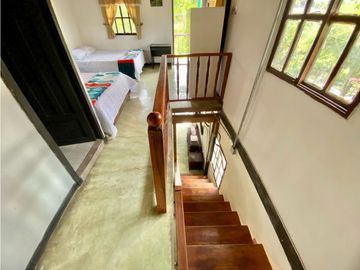 SE VENDE HOTEL CAMPESTRE A 5 MINUTOS DEL AEROPUERTO VA CALI