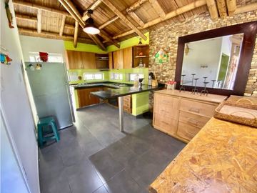 SE VENDE HOTEL CAMPESTRE A 5 MINUTOS DEL AEROPUERTO VA CALI