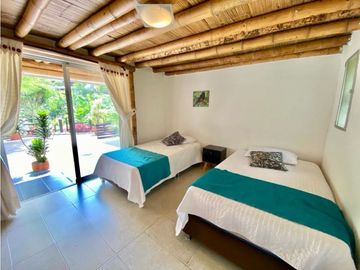 SE VENDE HOTEL CAMPESTRE A 5 MINUTOS DEL AEROPUERTO VA CALI