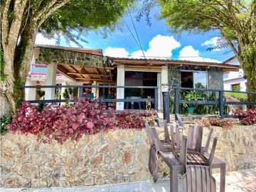 SE VENDE HOTEL CAMPESTRE A 5 MINUTOS DEL AEROPUERTO VA CALI