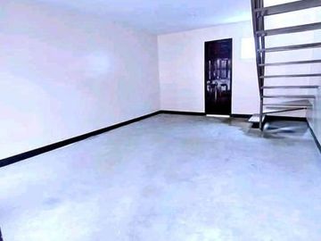 HOUSE AND LOT (TOWNHOUSE TYPE) IN SALUYSOY, MEYCAUAYAN BULACAN NEAR SM CITY MARILAO - NEW MEYCAUAYAN  CITY HALL - NLEX MEYCAUAYAN TOLL PLAZA - PUREGOL