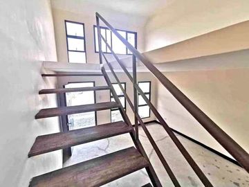 HOUSE AND LOT (TOWNHOUSE TYPE) IN SALUYSOY, MEYCAUAYAN BULACAN NEAR SM CITY MARILAO - NEW MEYCAUAYAN  CITY HALL - NLEX MEYCAUAYAN TOLL PLAZA - PUREGOL