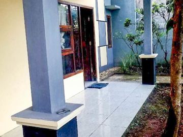 Rumah 2 Lantai Luas 154 di Sengkaling kota Malang