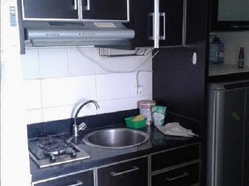 JUAL Apartemen Gardenia Boulevard 1BR furnish lantai 2