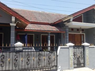 Rumah hook asri terawat di tridaya tambun