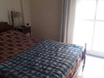 DEPARTAMENTO A LA VENTA 3 AMBIENTES C/ BALCON CORRIDO A LA CALLE ** Urgencia de venta por viaje**