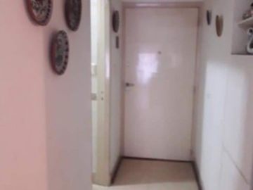 DEPARTAMENTO A LA VENTA 3 AMBIENTES C/ BALCON CORRIDO A LA CALLE ** Urgencia de venta por viaje**