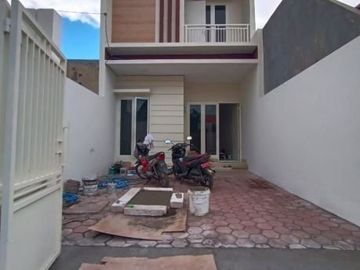 rumah lokasi tengah kota di gubeng Row jalan bisa 2mobil