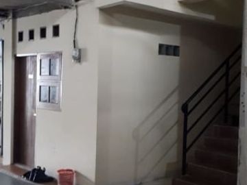 Dijual Kos-kosan 68 KAMAR di Jln Kesehatan Jaksel, 3714-GB 0811111----